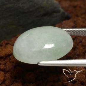 10.19 карата, натуральный Средний зеленый Жадеит, Огранка Овал, Полупрозрачный