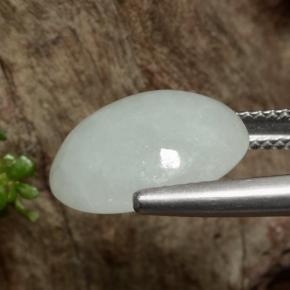 8.73 карата, натуральный Многоцветный Жадеит, Огранка Овал, Полупрозрачный