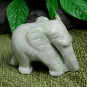 121.03 карата, натуральный Бледно-зеленый Жадеит, Необычная форма, Непрозрачный