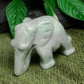 121.03 карата, натуральный Бледно-зеленый Жадеит, Необычная форма, Непрозрачный