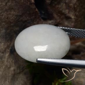 21.22 карата, натуральный Серовато-белый Жадеит, Огранка Овал, Полупрозрачный