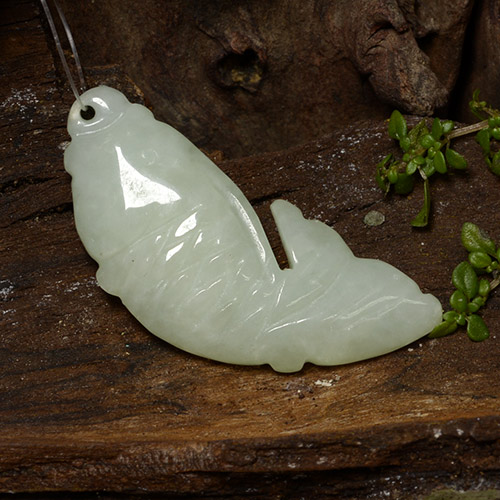 27.18 карата, натуральный Средний зеленый Жадеит, Необычная форма, Полупрозрачный