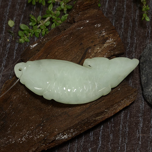 25.28 карата, натуральный Средний зеленый Жадеит, Необычная форма, Полупрозрачный