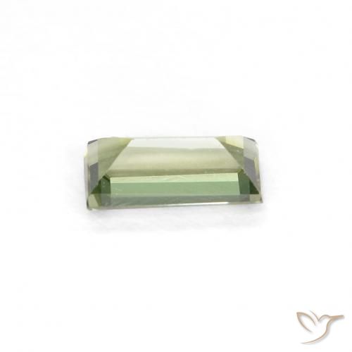 0.31 карата, натуральный Medium Light Green Корнерупин, Огранка Багет, VVS-VS