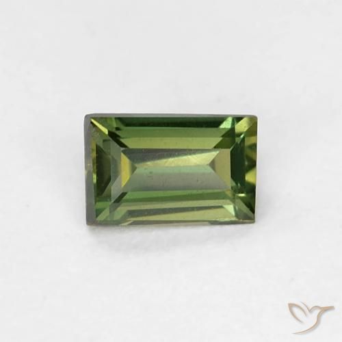 0.30ct Натуральный Желтовато-зеленый Корнерупин, Огранка Багет, Чистота VVS