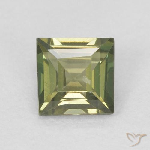 0.18ct Натуральный Теплый лесной зеленый Корнерупин, Квадрат, Чистота VVS