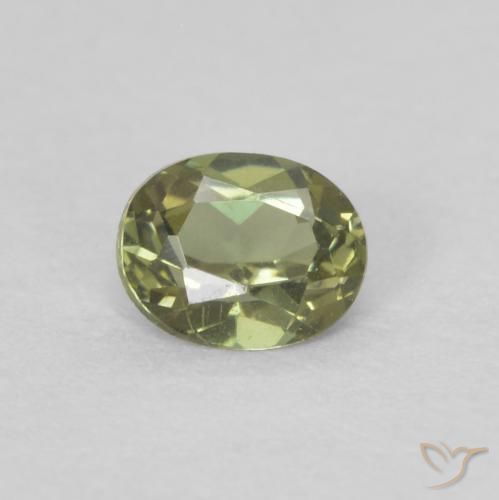 0.25ct Натуральный Теплый лесной зеленый Корнерупин, Овал, VVS-VS