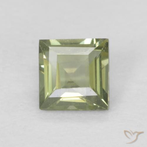 0.15ct Натуральный Теплый лесной зеленый Корнерупин, Квадрат, Чистота VVS