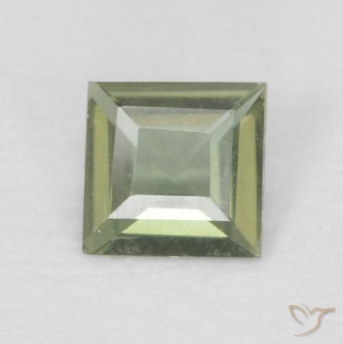 0.13ct Натуральный Medium Dark-Green Корнерупин, Квадрат, Чистота VVS