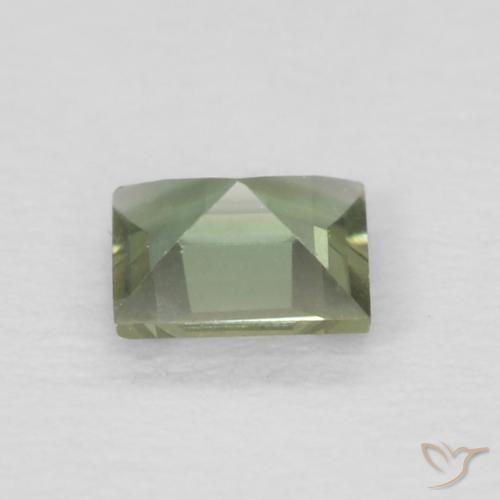 0.13 карата, натуральный Medium Dark-Green Корнерупин, Квадрат, Чистота VVS