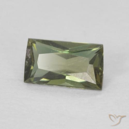 0.25 карата, натуральный Medium Dark-Green Корнерупин, Огранка Багет, Чистота VVS