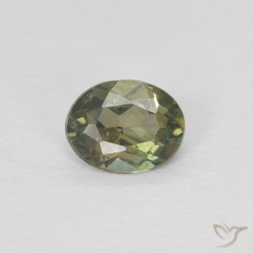 0.28ct Натуральный Темно-зеленый Корнерупин, Овал, VVS-VS