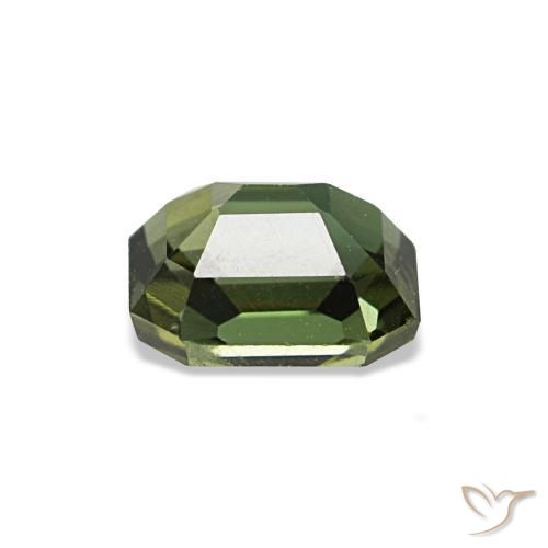 Натуральный зелёный корнерупин 0,47 карата изумрудная огранка, чистота VS