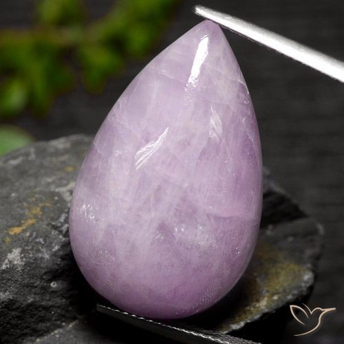 38.77ct Натуральный Светло-красновато-фиолетовый кунцит, Форма груши, Полупрозрачный