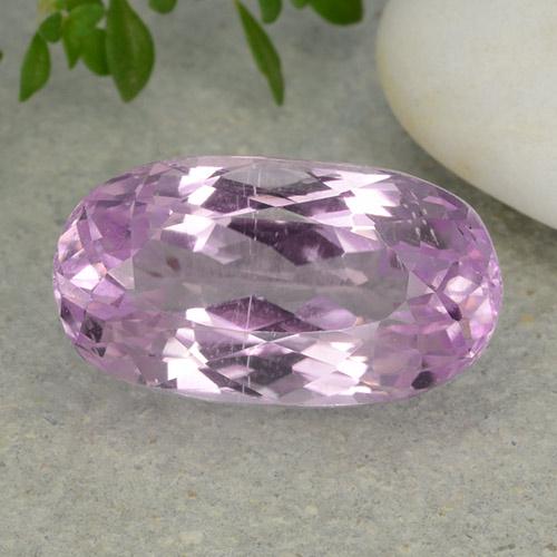 Натуральный розовый кунцит 8,32 карата огранка овал, VVS-VS