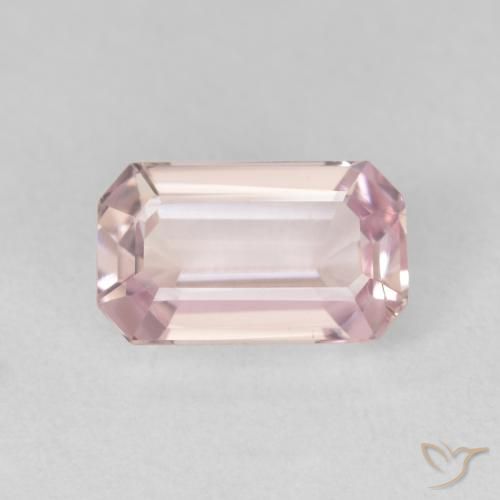 2.53ct Натуральный Светло-розовый разных оттенков кунцит, Изумрудная огранка, Чистота VS