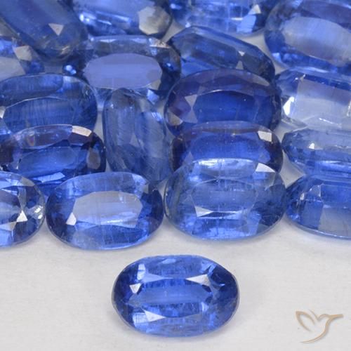 0.69ct Натуральный Васильково-синий кианит, Овал, SI