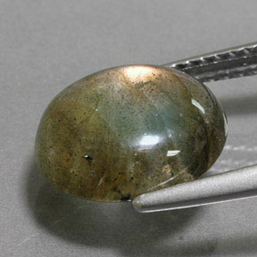 3.40 карата, натуральный Многоцветный Лабрадорит, Огранка Овал, Полупрозрачный