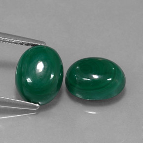  карата, натуральный Зеленый различных оттенков Малахит, Огранка Овал, Непрозрачный