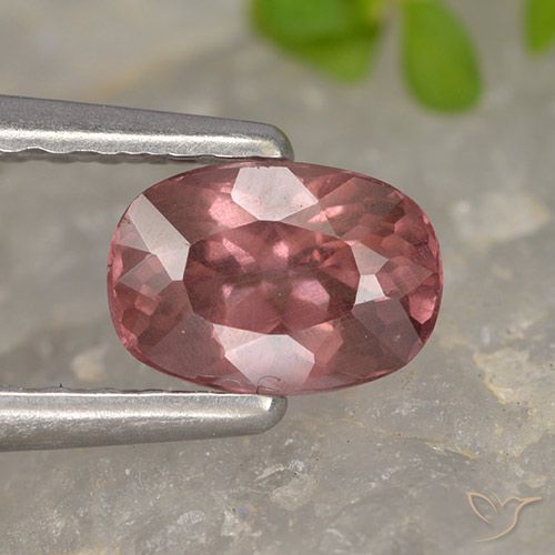 0.62ct Натуральный Темно-розовый Малайский гранат, Подушка, Чистота VS