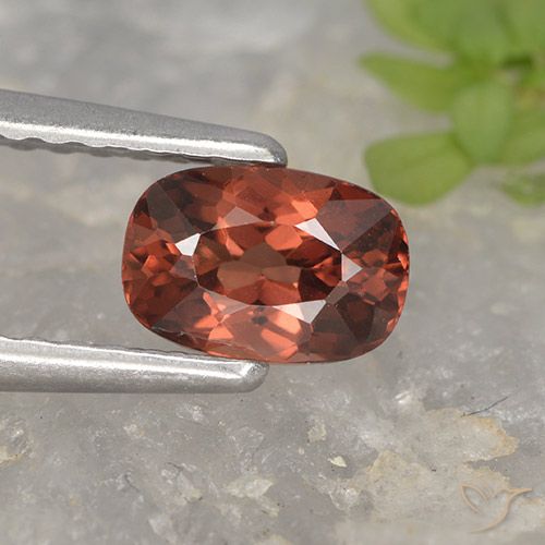 0.72ct Натуральный Темно-малиновый красный Малайский гранат, Подушка, VVS-VS