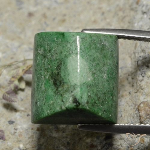 18.97ct Натуральный Средний зеленый Мау-Сит-Сит, Огранка Багет, Непрозрачный