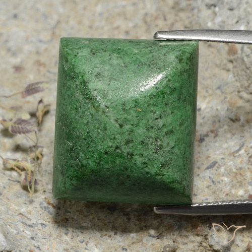 33.08ct Натуральный Бледно-сосновый зеленый Мау-Сит-Сит, Огранка Багет, Непрозрачный