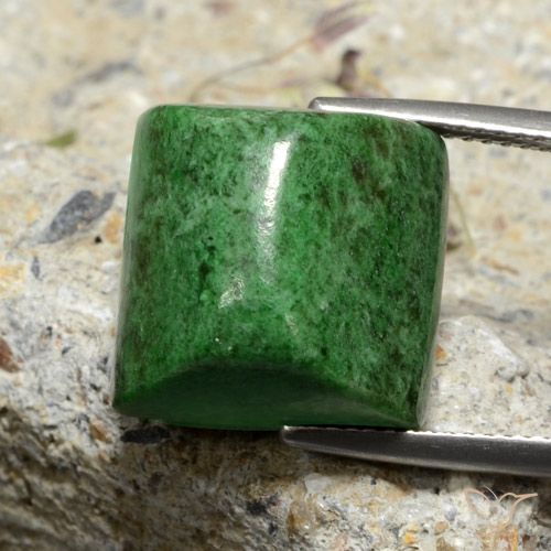 23.44ct Натуральный Темно-зеленый Мау-Сит-Сит, Квадрат, Непрозрачный