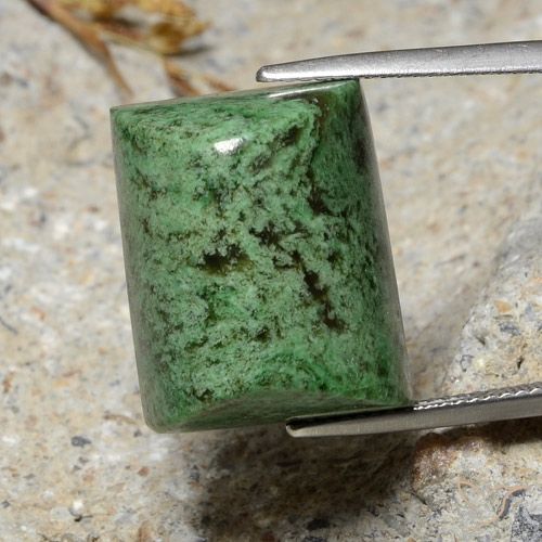 32.98ct Натуральный Средний зеленый Мау-Сит-Сит, Огранка Багет, Непрозрачный