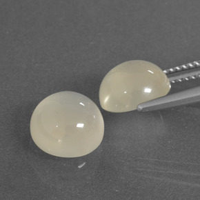 6.09 карата, натуральный Теплый белый Лунный Камень, Огранка Круг, Полупрозрачный