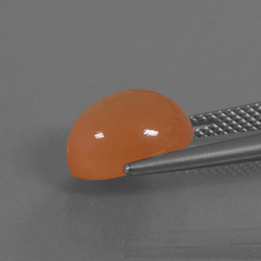 4.51 карата, натуральный Светло-оранжевый Лунный Камень, Огранка Овал, Полупрозрачный