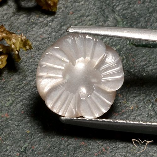 4.02ct Натуральный Светло-карамельный коричневый Лунный камень, Огранка Цветок, Полупрозрачный