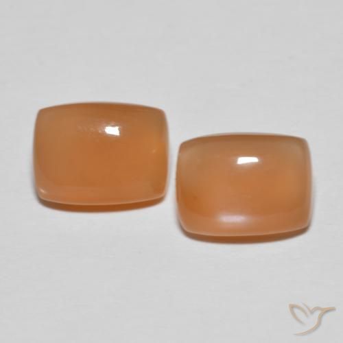 2.68 карата, натуральный Medium Light-Orange Лунный камень, Подушка, Полупрозрачный
