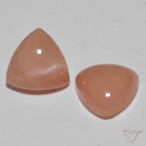 3.52 карата, натуральный Pinkish Peach Лунный камень, Триллион, Непрозрачный