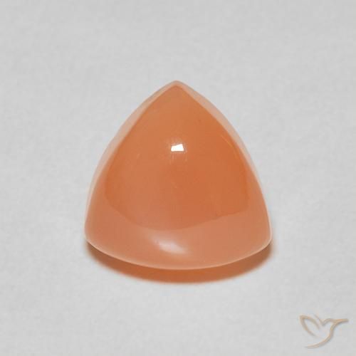 2.07ct Натуральный Светло-оранжевый Лунный камень, Триллион, Полупрозрачный