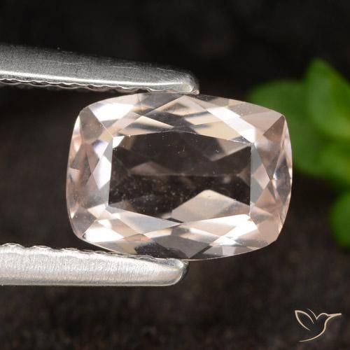 0.71ct Натуральный Средне-светло-розовый Морганит, Подушка, VVS-VS