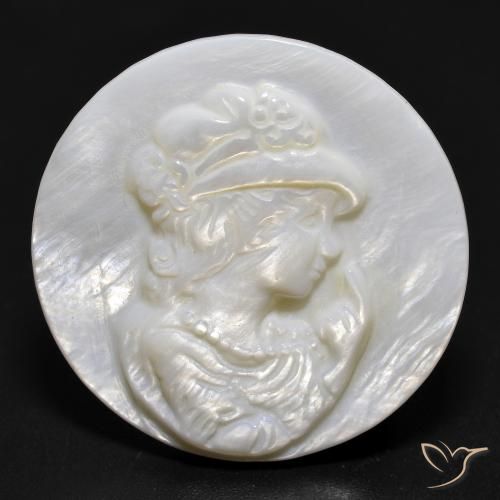 13.76 карата, натуральный жемчужно-белый Перламутр, Огранка Круг, Непрозрачный