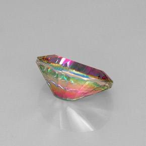 11.64 карата, натуральный Радужный верх Мистический кварц, Огранка Овал, Чистота VVS