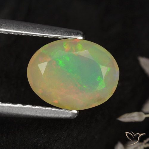 0.75ct Натуральный Многоцветный Опал, Овал, Полупрозрачный
