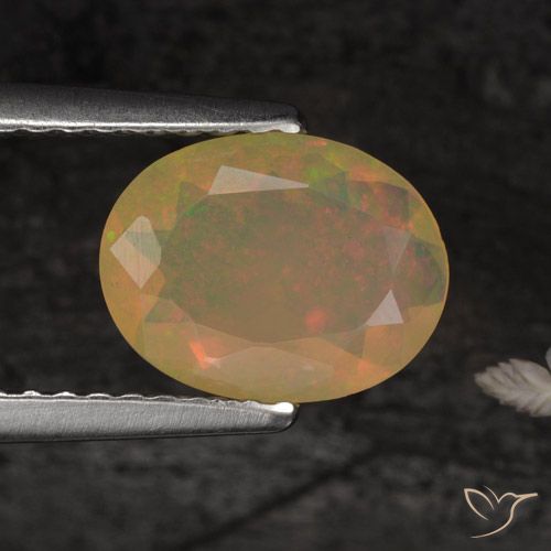 0.86ct Натуральный Многоцветный Опал, Овал, Полупрозрачный