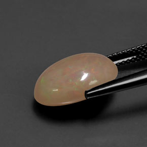 3.87 карата, натуральный Многоцветный Опал, Огранка Овал, Полупрозрачный