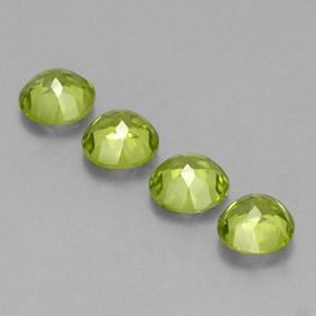 Натуральный зелёный перидот  карата огранка круг, VS-SI