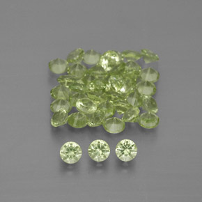 Натуральный зелёный перидот  карата огранка круг, VVS-VS
