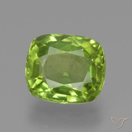 2.62ct Натуральный Средний зеленый Перидот, Подушка, Чистота VS