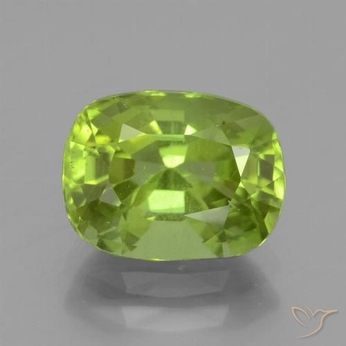 2.56ct Натуральный Средний зеленый Перидот, Подушка, Чистота VS