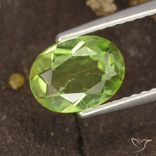 1.16ct Натуральный Средний зеленый Перидот, Овал, Чистота VS