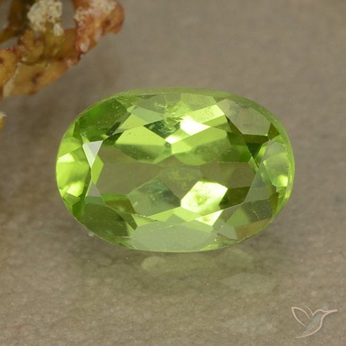 1.20ct Натуральный Ярко-зеленый Перидот, Овал, Чистота VS