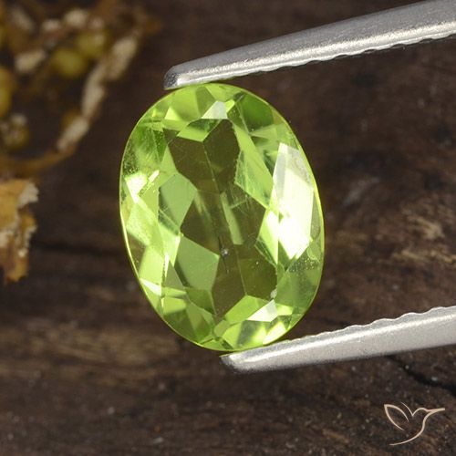 1.20ct Натуральный Средне-светло-зеленый Перидот, Овал, Чистота VS