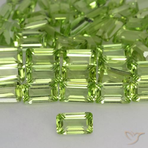 0.30ct Натуральный Светло-живой зеленый Перидот, Изумрудная огранка, VVS-VS