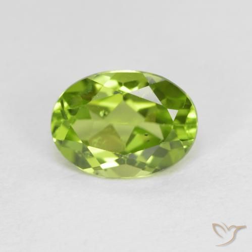 1.45ct Натуральный Средний зеленый Перидот, Овал, Чистота VS